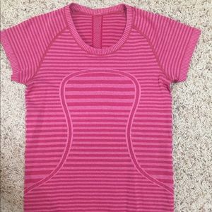 Lululemon short sleeve